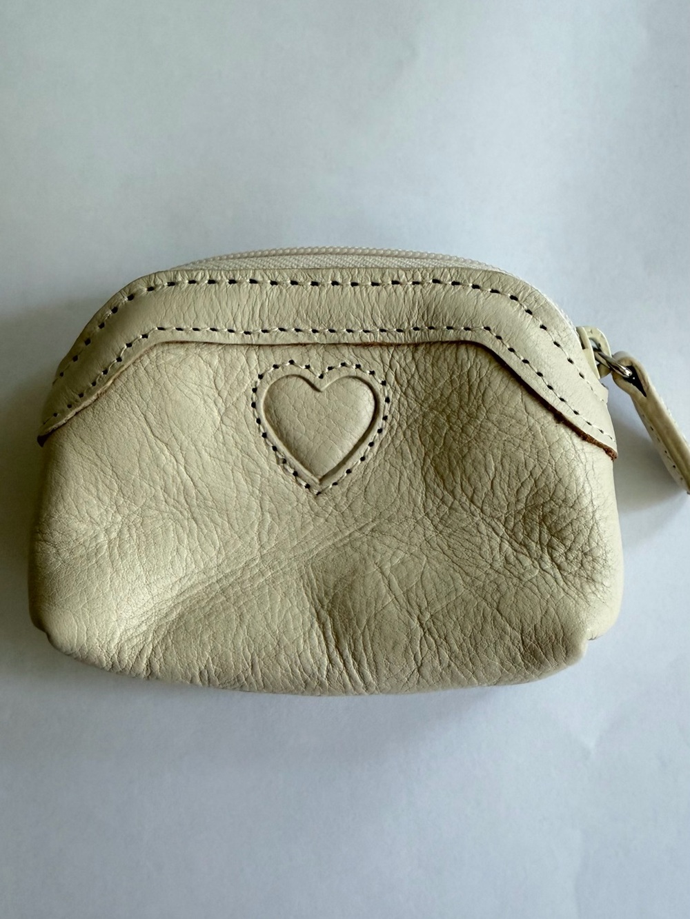 Brighton Cream Leather Heart Accent coin card pouch